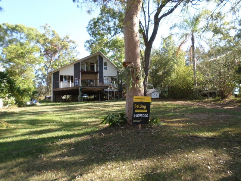36 BLUE BAY CRESCENT, Macleay Island QLD 4184