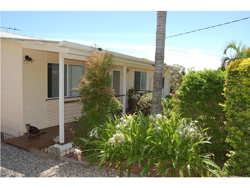 16 EASTBOURNE TERRACE, Macleay Island QLD 4184