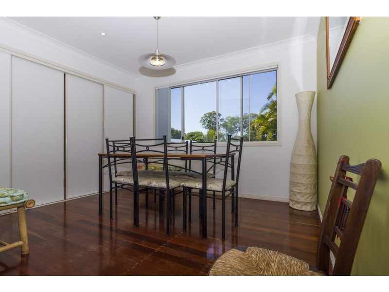 16 EASTBOURNE TERRACE, Macleay Island QLD 4184