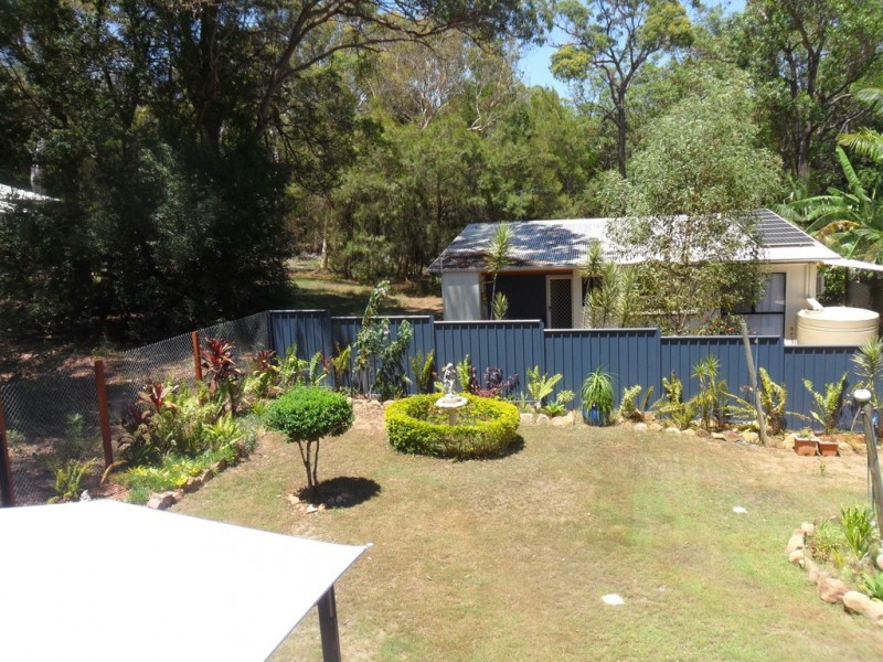 18 Panaroo Street, Macleay Island QLD 4184