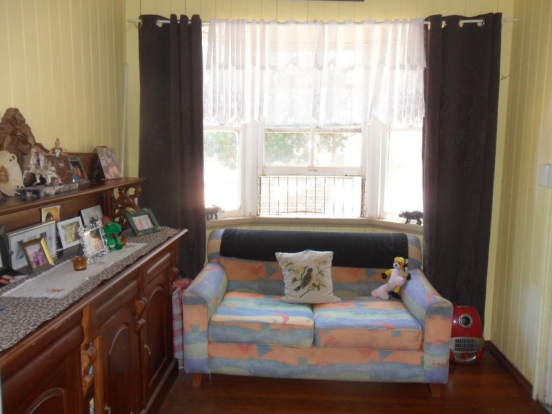 18 Panaroo Street, Macleay Island QLD 4184