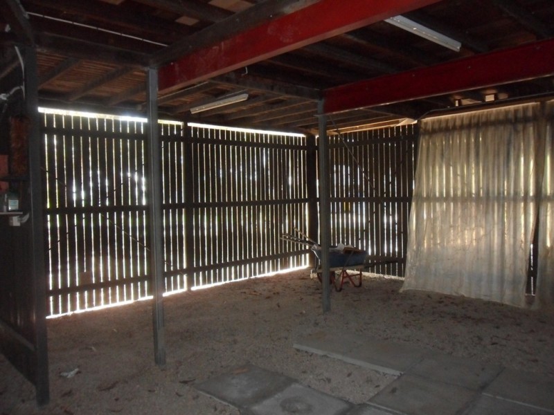 6 Blue Bay Crescent, Macleay Island QLD 4184