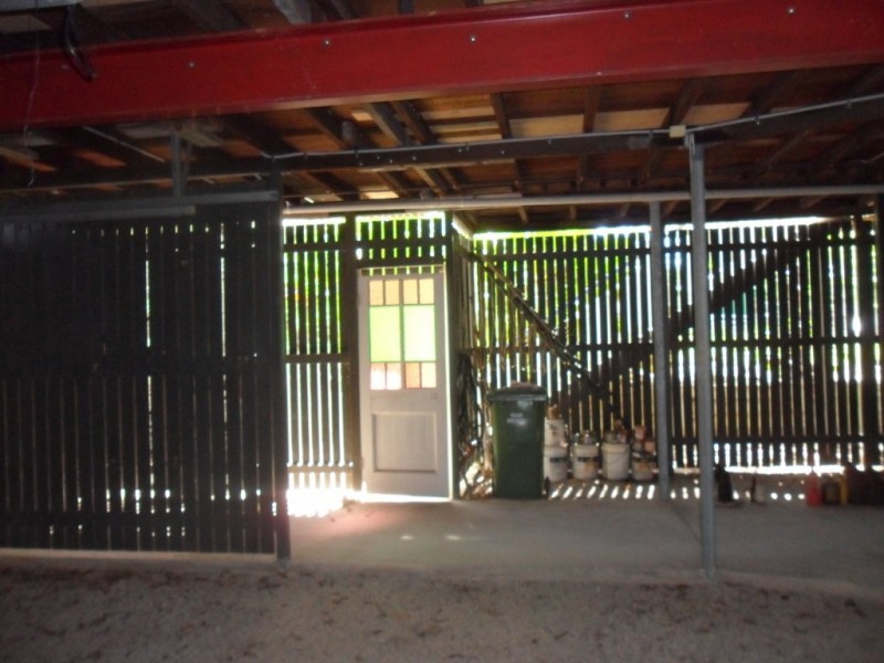 6 Blue Bay Crescent, Macleay Island QLD 4184