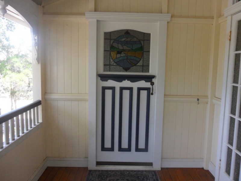 6 Blue Bay Crescent, Macleay Island QLD 4184