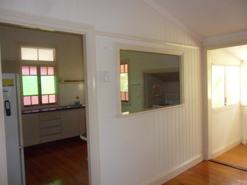 6 Blue Bay Crescent, Macleay Island QLD 4184
