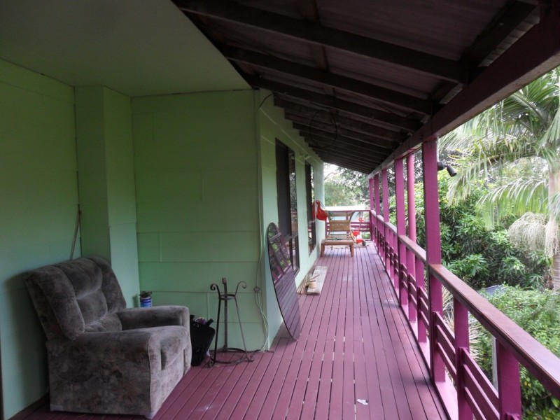16 Hastings Terrace, Macleay Island QLD 4184