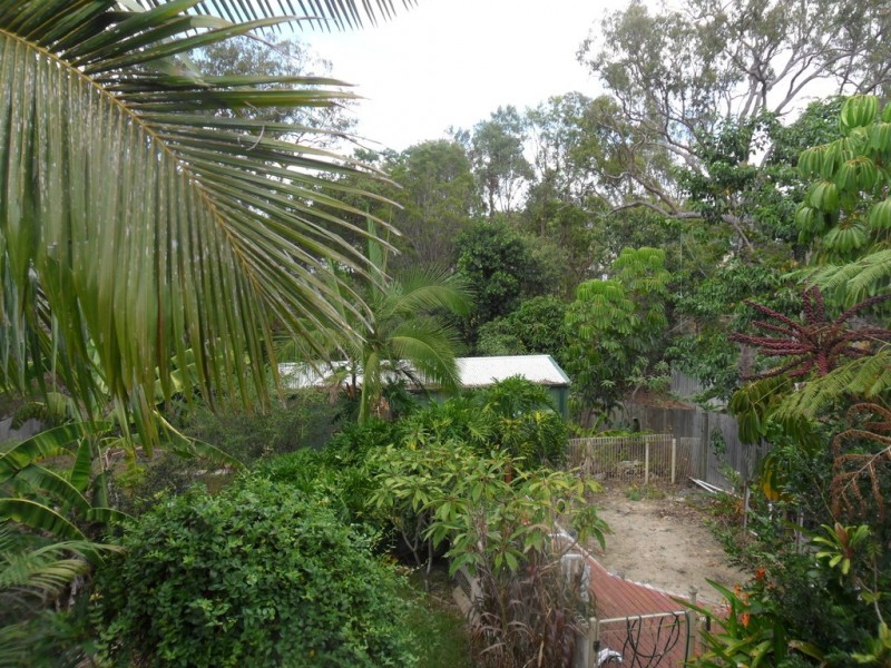 16 Hastings Terrace, Macleay Island QLD 4184
