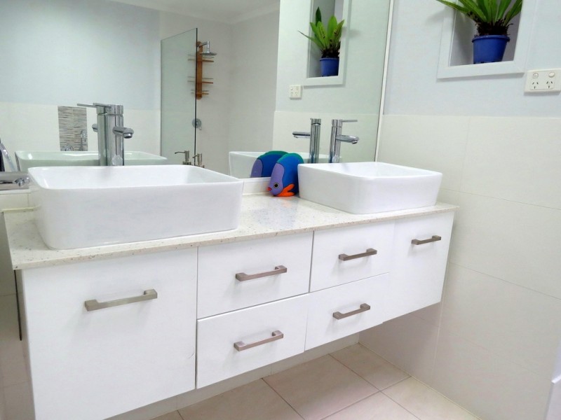 66 The Esplanade, Karragarra Island QLD 4184