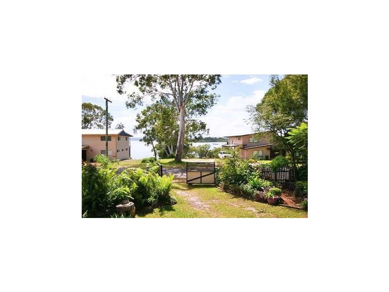 26 Jan Street, Macleay Island QLD 4184