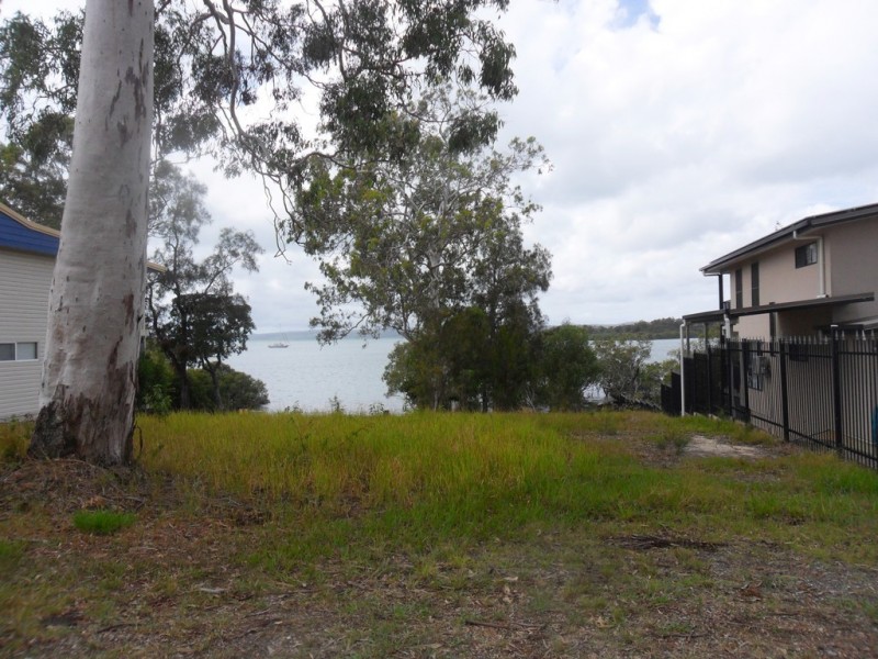 26 Jan Street, Macleay Island QLD 4184