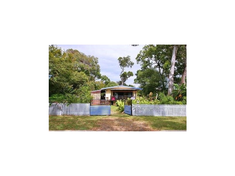26 Jan Street, Macleay Island QLD 4184