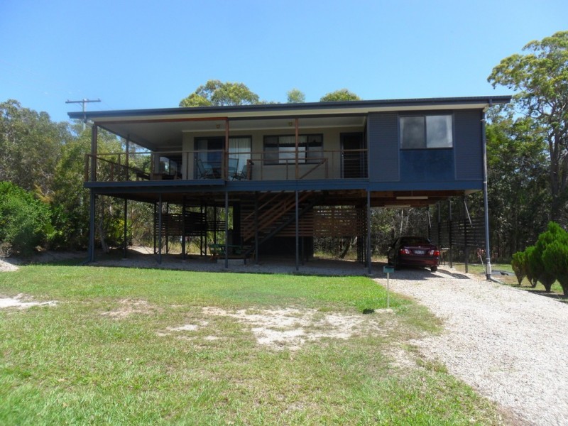 19 Oomool Street, Macleay Island QLD 4184