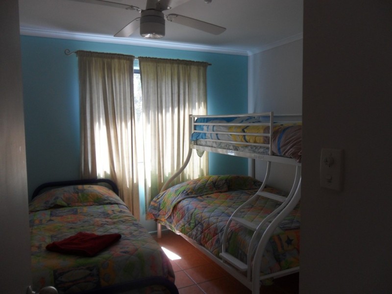 19 Oomool Street, Macleay Island QLD 4184