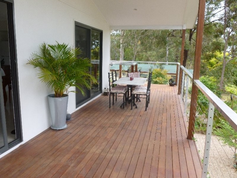 15 Alkira Street, Macleay Island QLD 4184