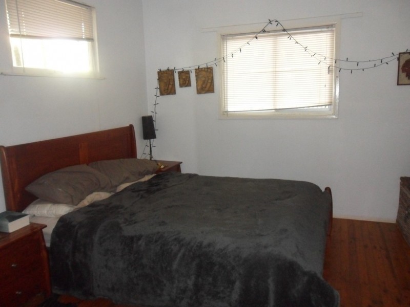 47 High Central Road, Macleay Island QLD 4184