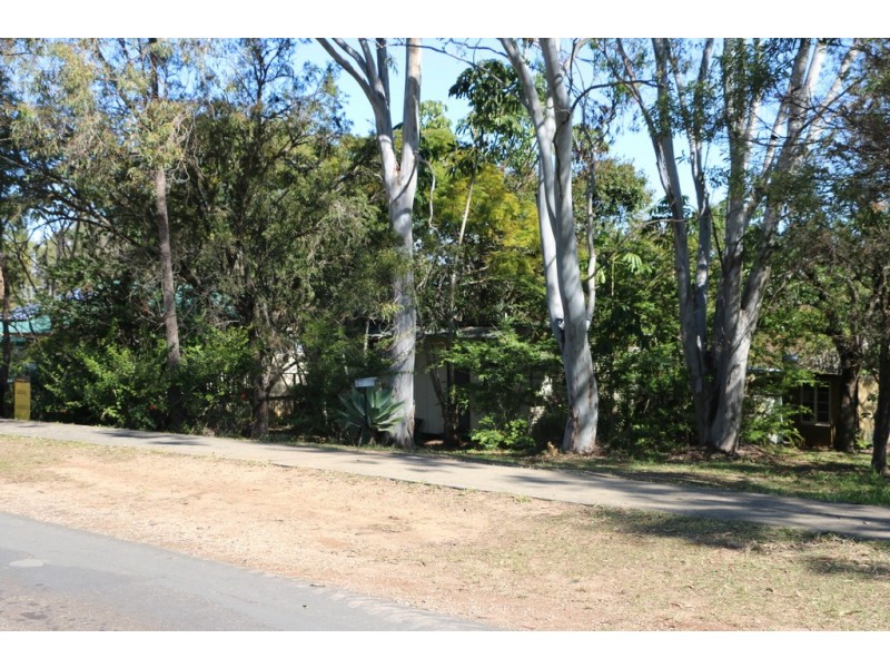 47 High Central Road, Macleay Island QLD 4184