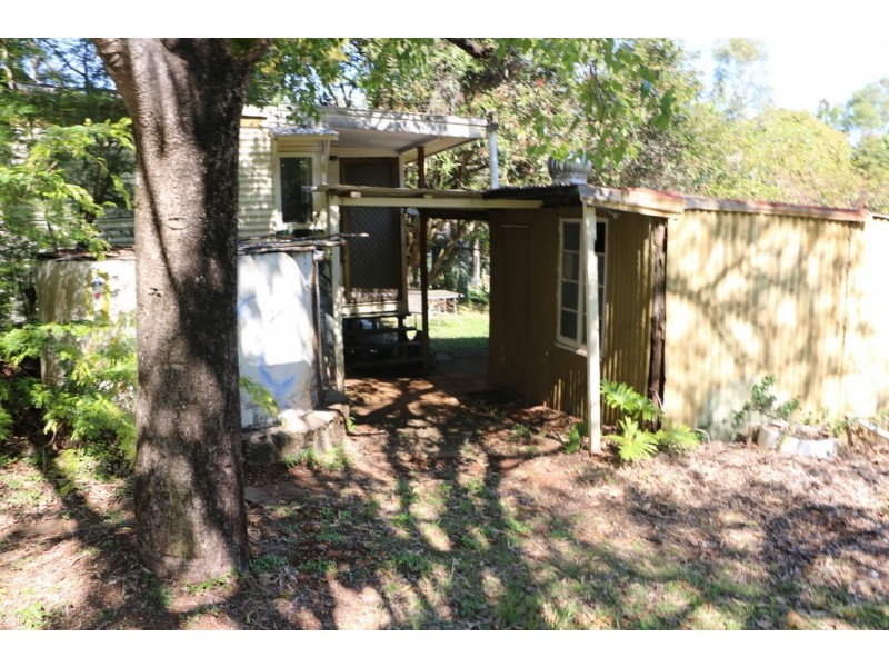 47 High Central Road, Macleay Island QLD 4184