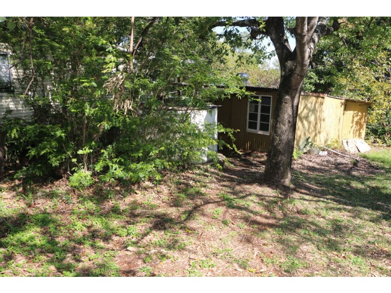 47 High Central Road, Macleay Island QLD 4184