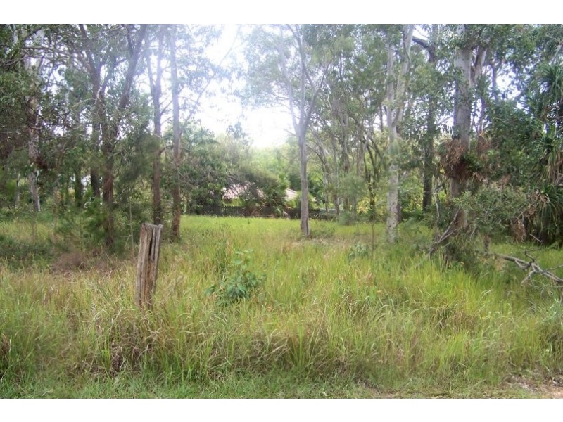 23 BRUCE ST, Lamb Island QLD 4184