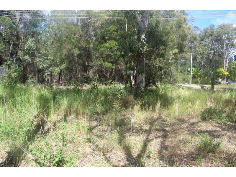 23 BRUCE ST, Lamb Island QLD 4184