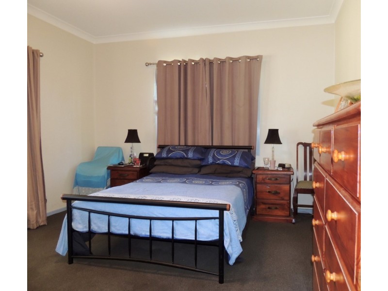 9 Citron Street, Macleay Island QLD 4184