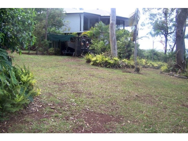 52 TINA AV, Lamb Island QLD 4184