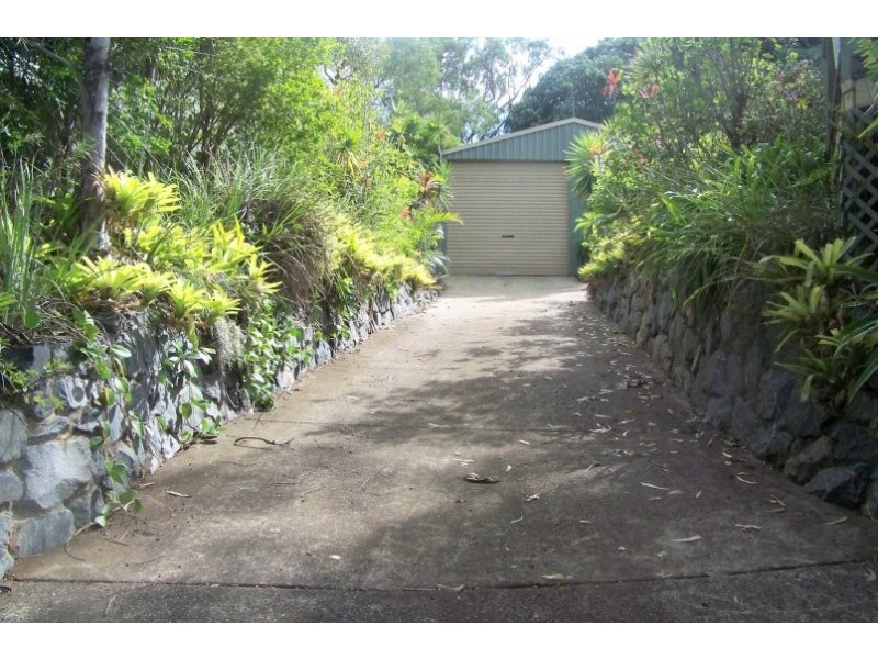 52 TINA AV, Lamb Island QLD 4184