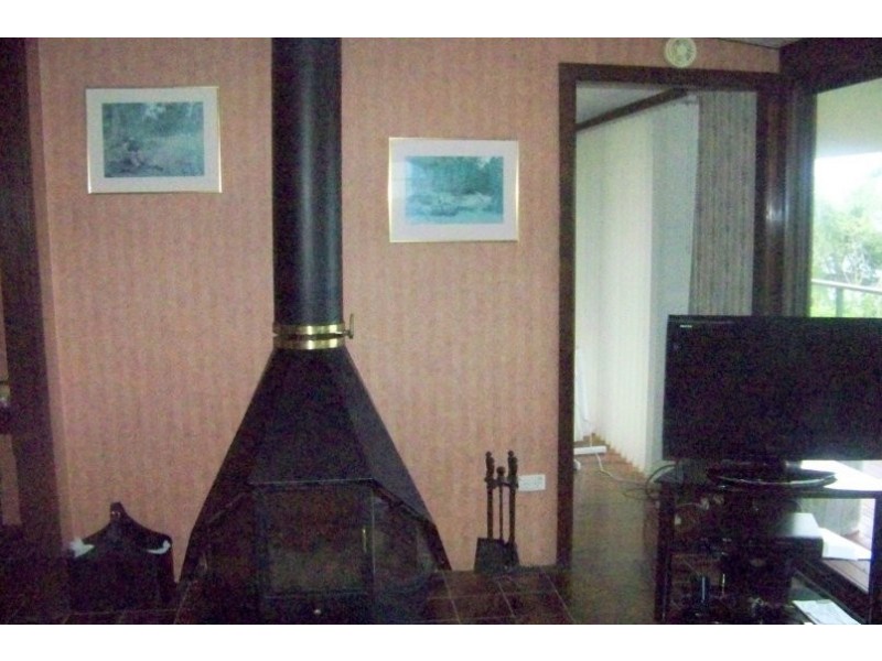 52 TINA AV, Lamb Island QLD 4184