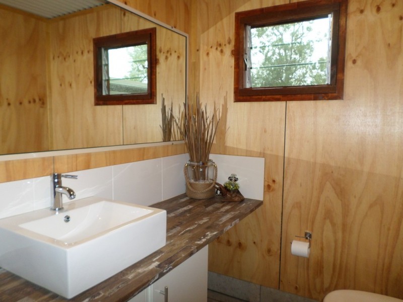 11 KEVIN STREET, Macleay Island QLD 4184