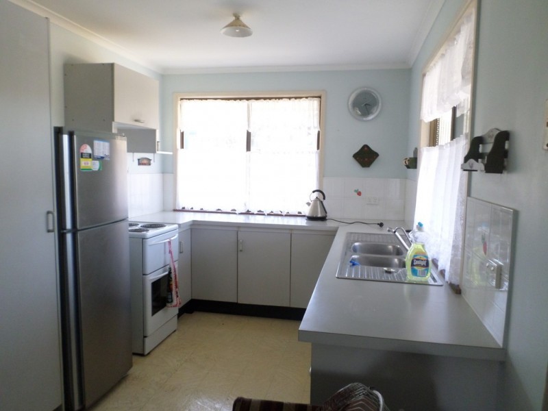 3 ASHTON STREET, Macleay Island QLD 4184
