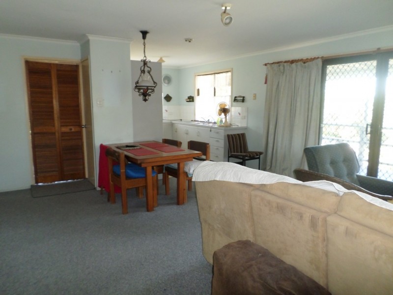 3 ASHTON STREET, Macleay Island QLD 4184