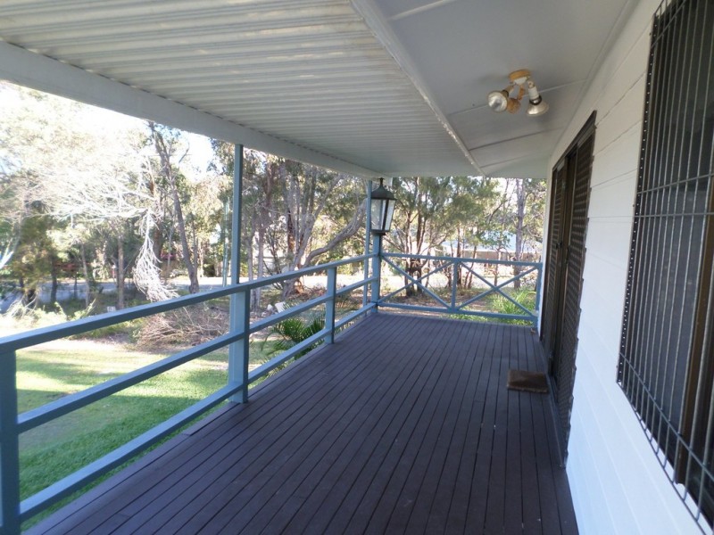 3 ASHTON STREET, Macleay Island QLD 4184