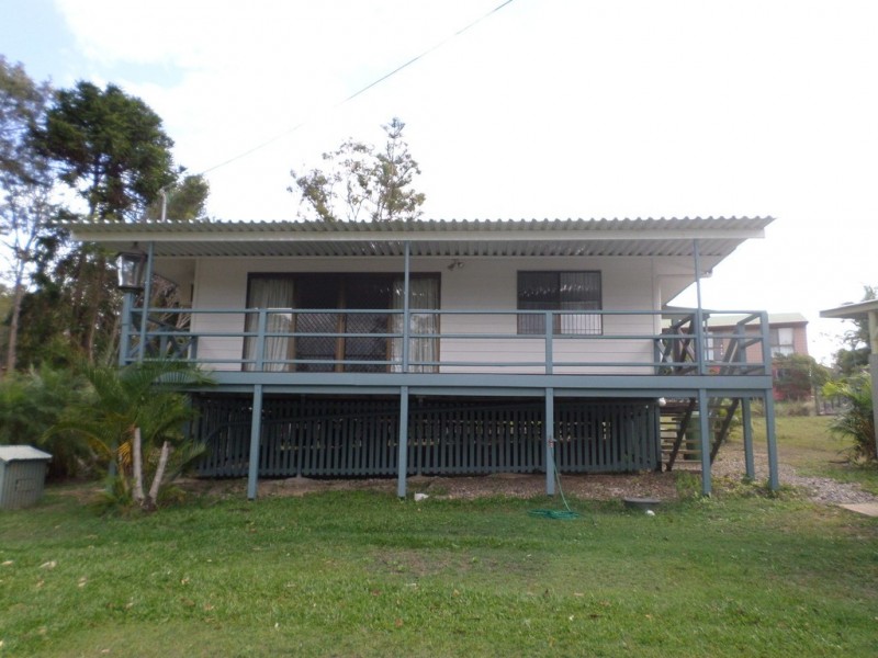3 ASHTON STREET, Macleay Island QLD 4184