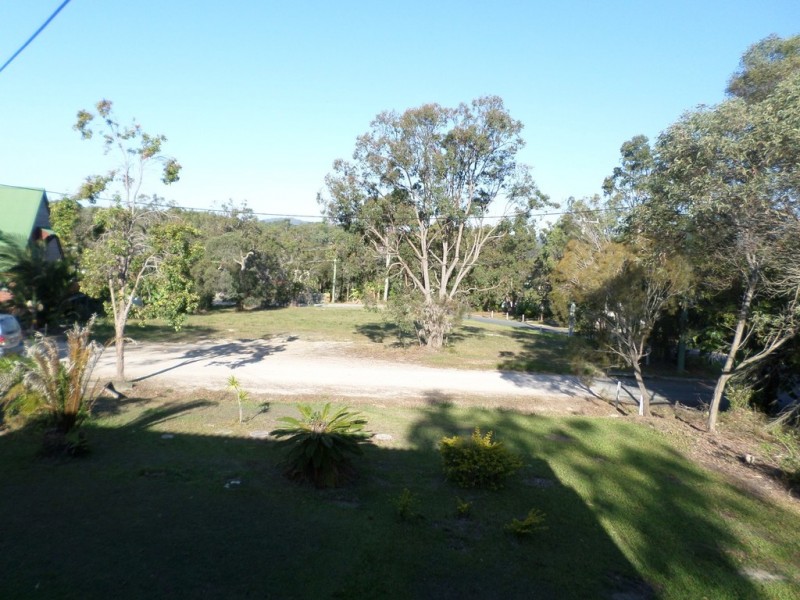 3 ASHTON STREET, Macleay Island QLD 4184