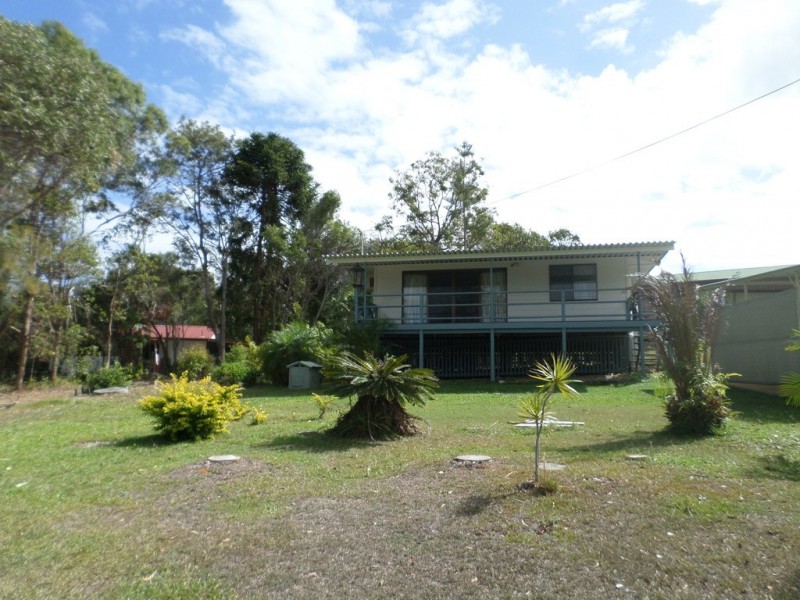 3 ASHTON STREET, Macleay Island QLD 4184