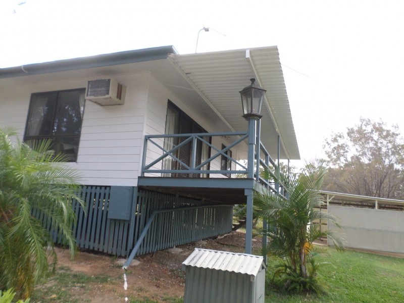 3 ASHTON STREET, Macleay Island QLD 4184