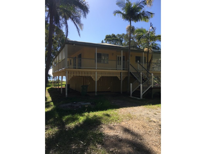 69 Coondooroopa, Macleay Island QLD 4184