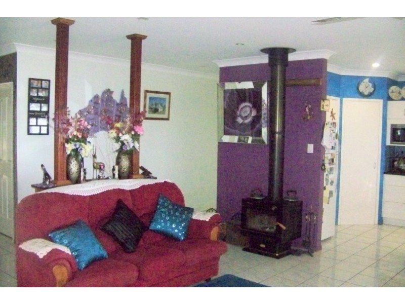 27-35 LOVELL PDE, Lamb Island QLD 4184