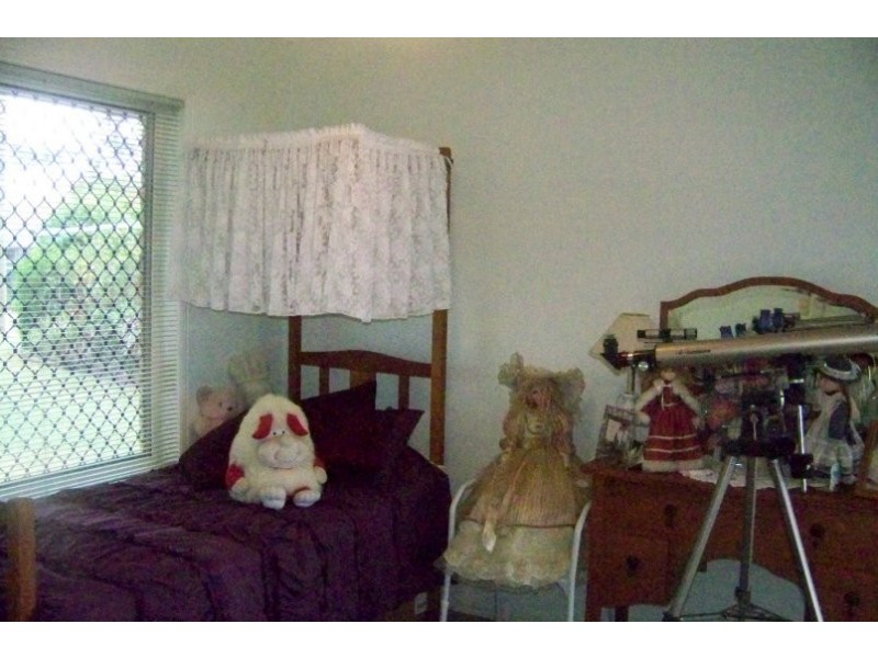 27-35 LOVELL PDE, Lamb Island QLD 4184