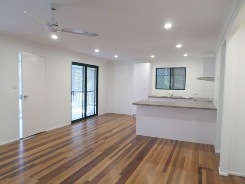 13 DERWENT STREET, Macleay Island QLD 4184