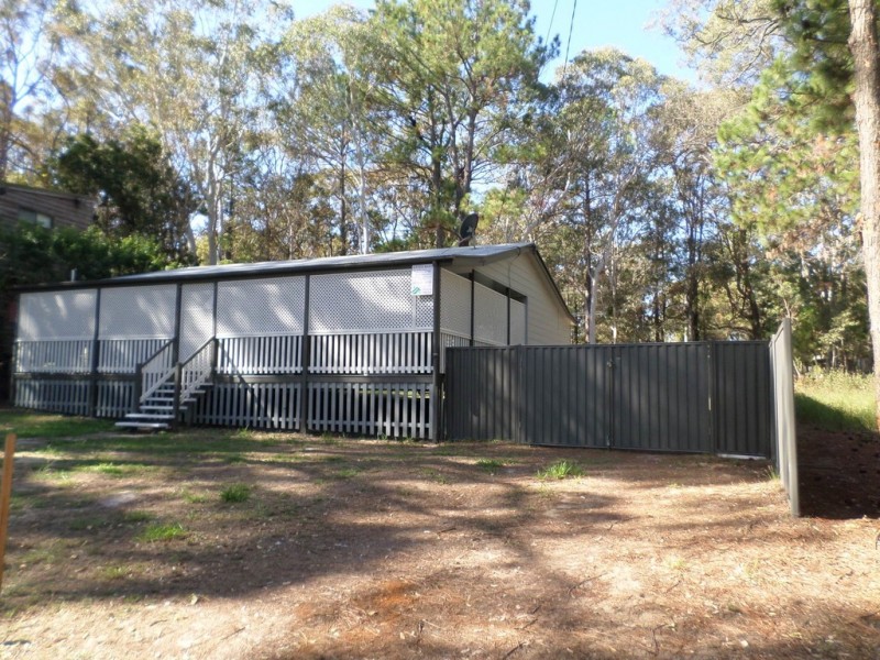 13 DERWENT STREET, Macleay Island QLD 4184