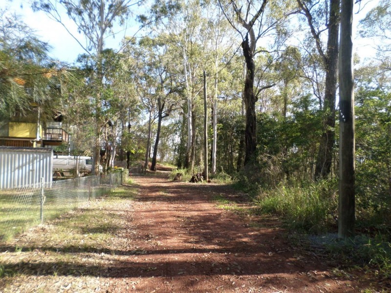 25 COLUMBIA STREET, Macleay Island QLD 4184