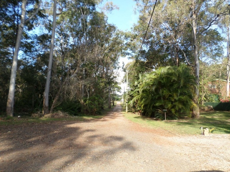 25 COLUMBIA STREET, Macleay Island QLD 4184