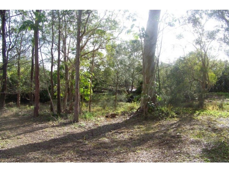37 PERULPA DR, Lamb Island QLD 4184
