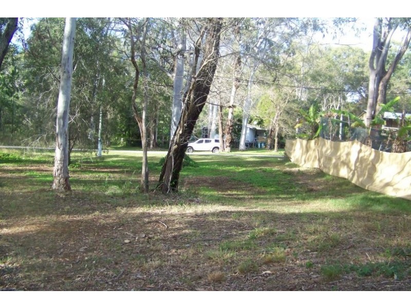 37 PERULPA DR, Lamb Island QLD 4184