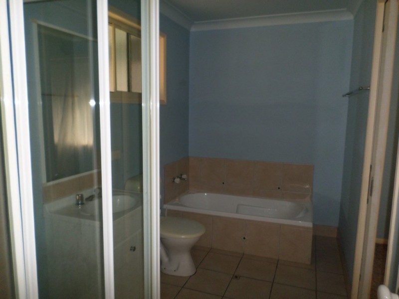 15 WIRRALEE STREET, Macleay Island QLD 4184