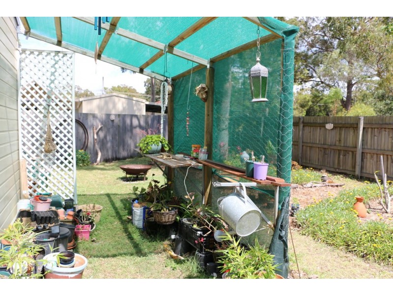 15 Kevin Street, Macleay Island QLD 4184