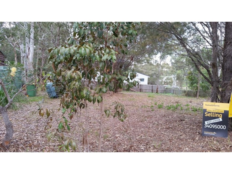 18 MAWSON STREET, Macleay Island QLD 4184