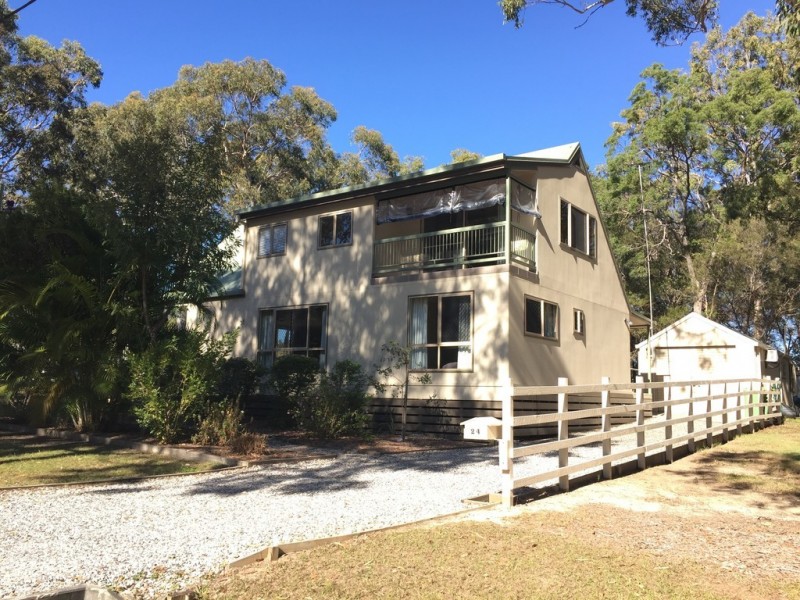 24 Orana Street, Macleay Island QLD 4184