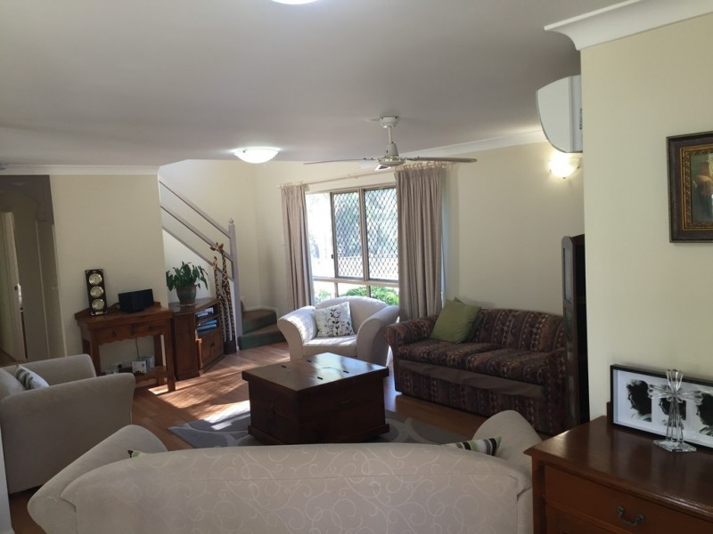 24 Orana Street, Macleay Island QLD 4184